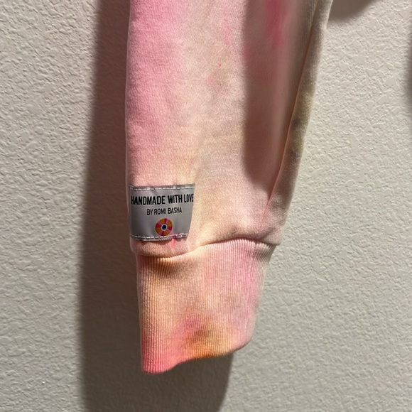 Like new Romi Basha Tie Dye Cropped cotton hoodie size L - Picture 2 of 6
